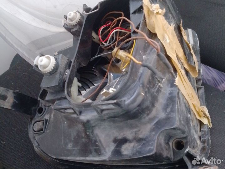 Фара левая priora