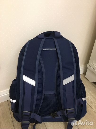 Рюкзак школьный