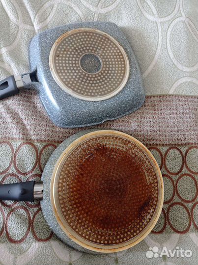 2 сковороды. Гриль и глубокая. Б/у