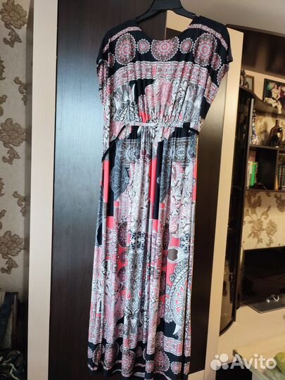 Нарядное платье