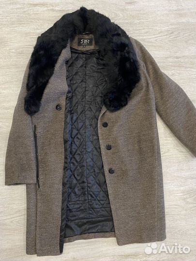 Пальто зимнее с мехом