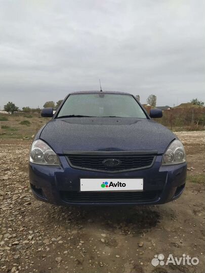LADA Priora 1.6 МТ, 2011, битый, 350 000 км