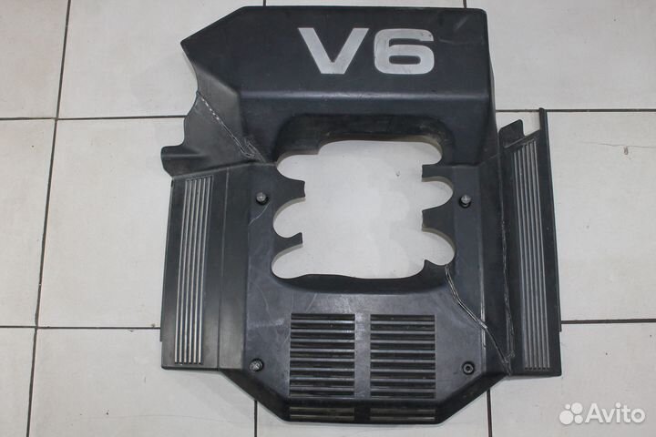 Накладка двигателя декоративная Audi A6 C4