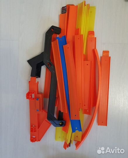 Гоночный трек hot wheels