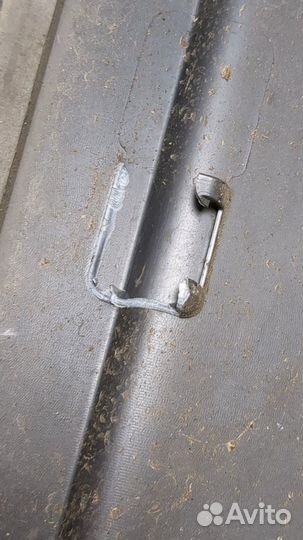 Молдинг двери левое переднее Volkswagen Tiguan, 2010