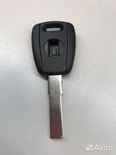 Автоключи с местом под чип Fiat