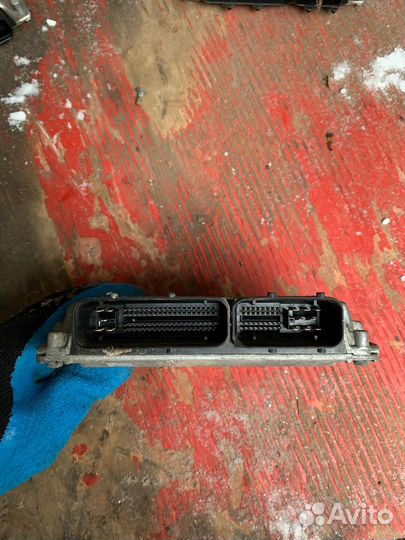 Блок управления 03E 906 033 L