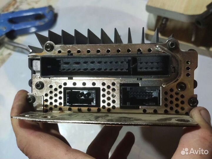 Усилитель аудио музыкальный porsche cayenne 955 95