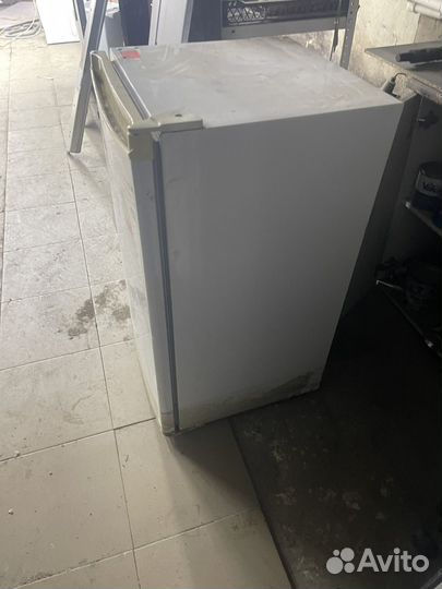 Холодильник маленький