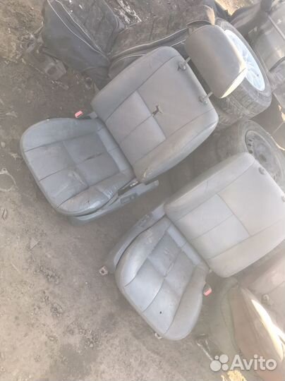 Сиденья комплект nissan maxima а32