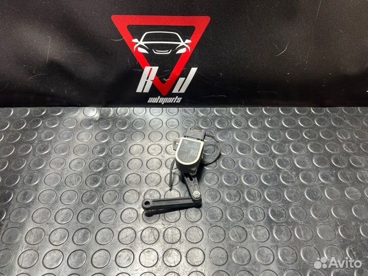 Датчик высоты дорожного просвета Bmw 520D F10LCI