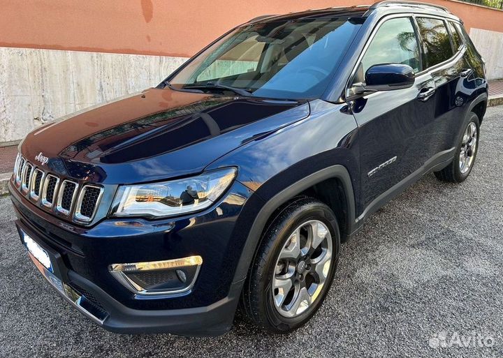 В разборе Jeep Compass 2