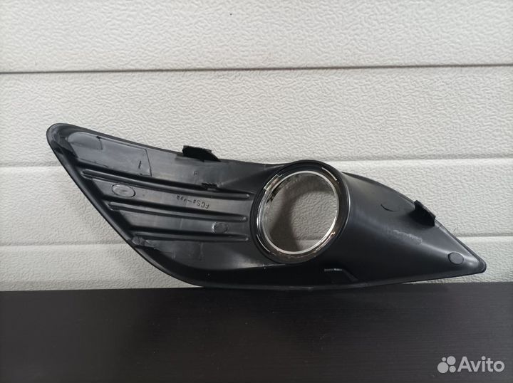 Окантовка птф правая Ford Focus 2 2004-2011