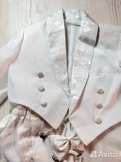 Смокинг белый детский