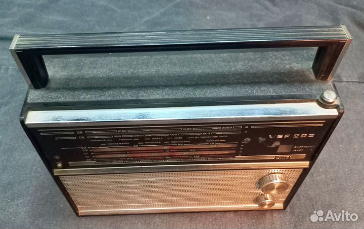 Радиоприёмник VEF 202