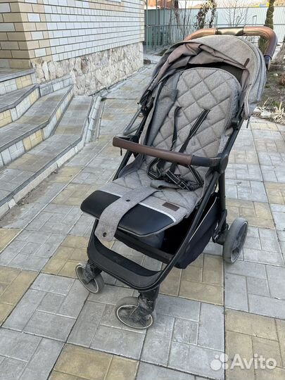 Прогулочная коляска carrello bravo