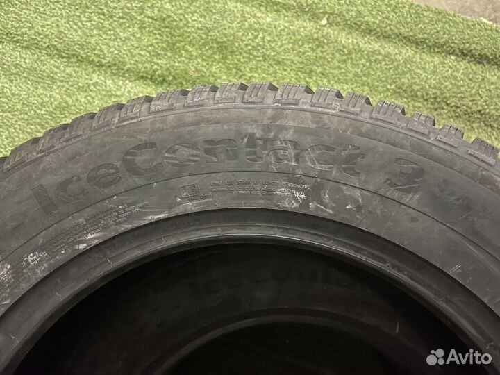 Continental IceContact 3 255/40 R19 100T