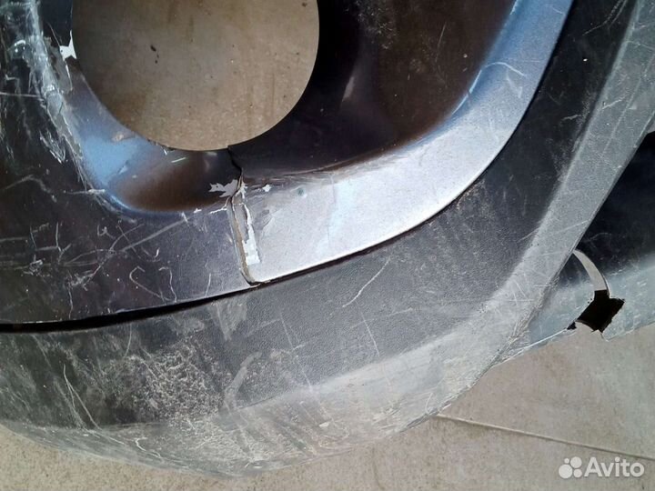 Бампер передний Toyota RAV4 40