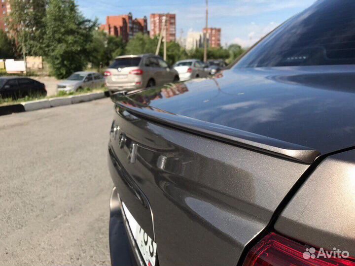 Продам лип Спойлера лада (ваз ) гранта Веста