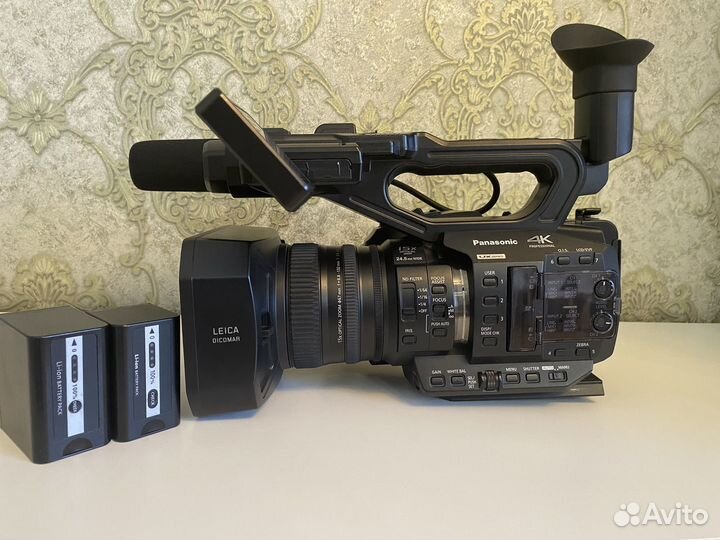 Профессиональная видеокамера panasonic ag ux 90ej