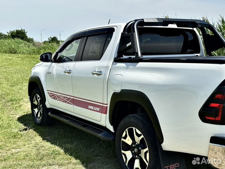Toyota Hilux 2.8 AT, 2018, 170 000 км