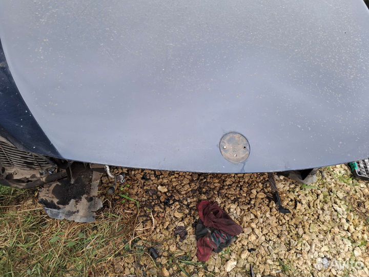 Капот на BMW F01 f02