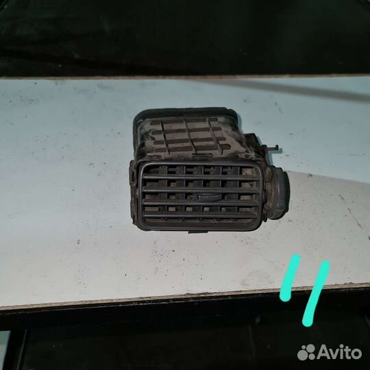 Дефлектор воздуха mitsubishi lancer cedia