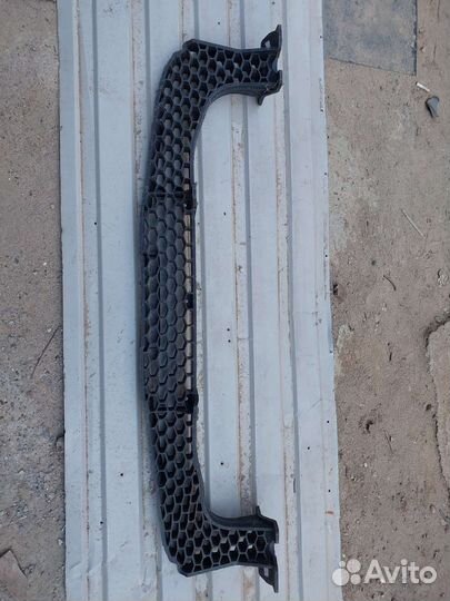 Kia Sportage 3 усилитель передний Нижний