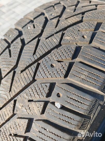 Gislaved NordFrost 100 235/55 R17 103T