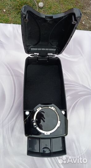 Подлокотник универсальный