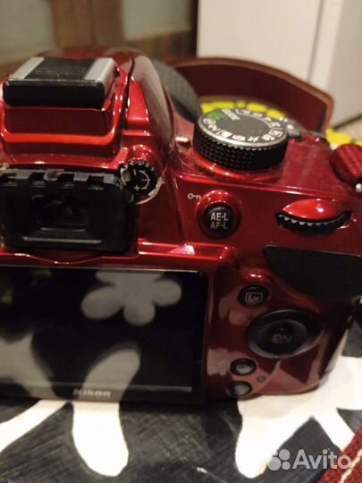 Зеркальный фотоаппарат