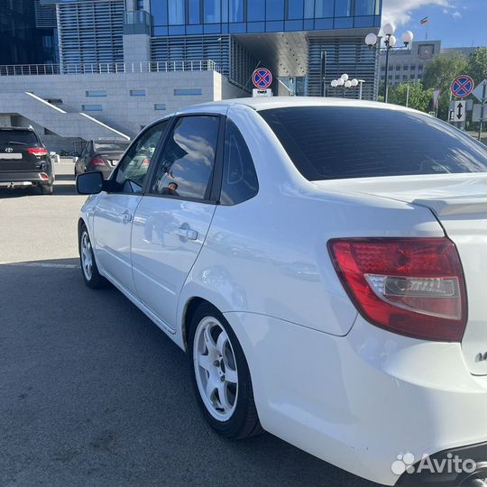 LADA Granta 1.6 МТ, 2015, 160 423 км