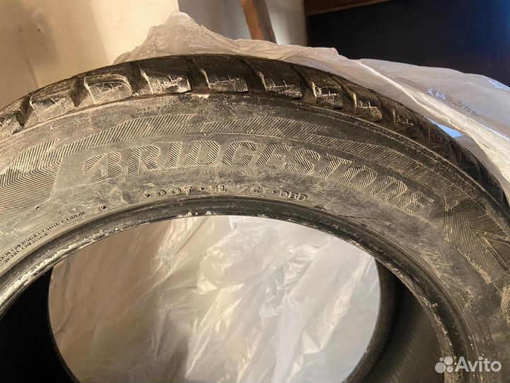 Bridgestone Blizzak DM-V2 235/55 R18 100T