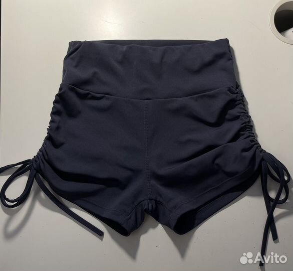 Шорты спортивнве s