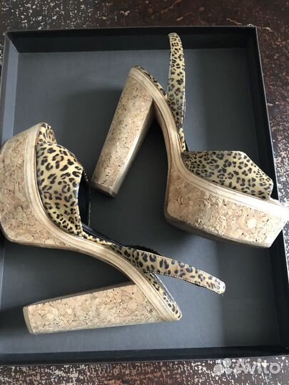 Босоножки brianatwood