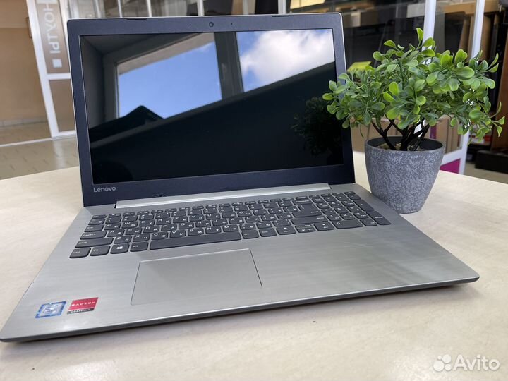 Ноутбук Lenovo/Core i3/Radeon/8GB/SSD