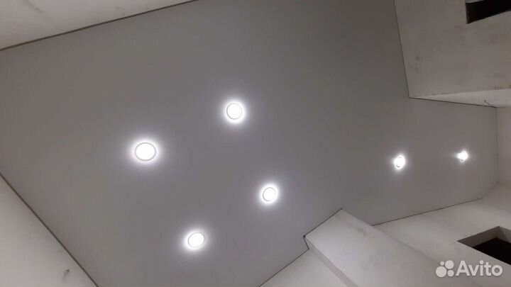 Натяжные потолки, слив воды, ремонт потолков