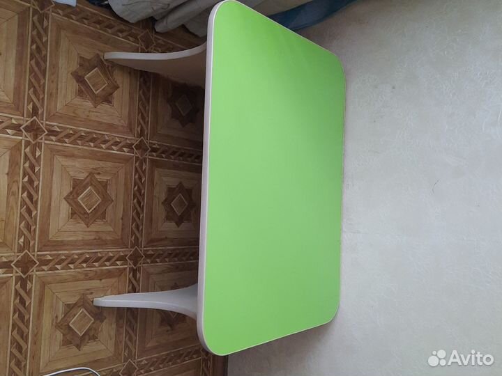Детский стол и стул