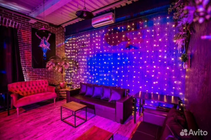 Аренда лофта с верандой, караоке и сценой