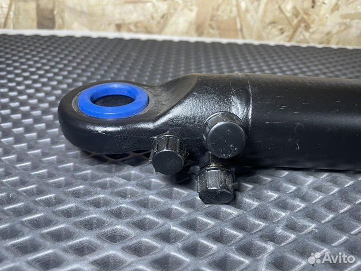 Цилиндр подъема кабины Daf 95Xf 2023