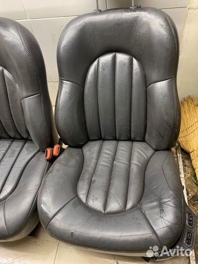Комплект сидений Chrysler 300M EGG 3500CM3 2000