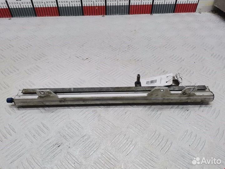 Рампа топливная (топливная рейка) для Volvo V70 2