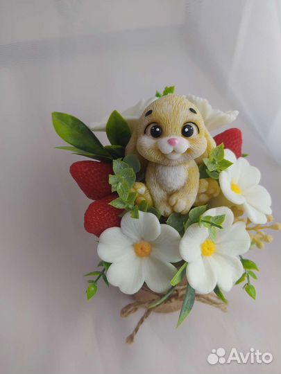 Букетик с зайчиком
