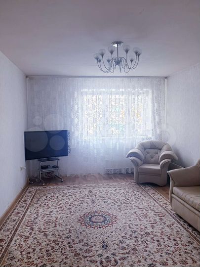 2-к. квартира, 64 м², 1/9 эт.