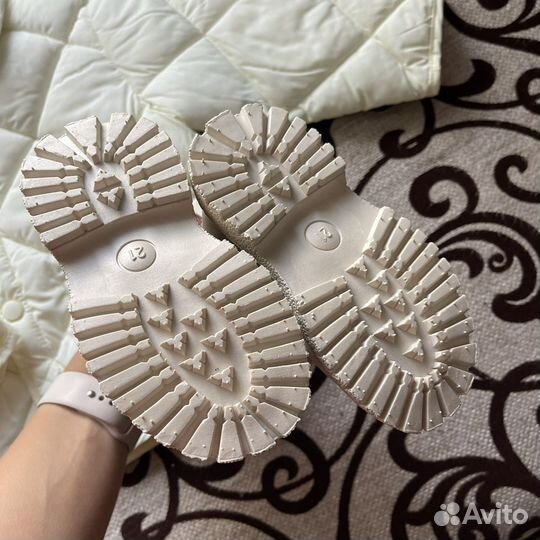 Ботинки детские новые