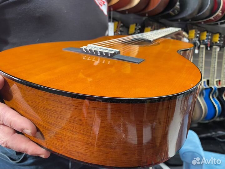 Классическая гитара 3/4 yamaha