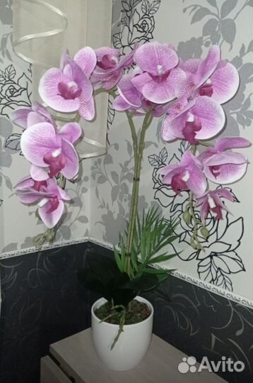 Орхидея искусственная в горшке
