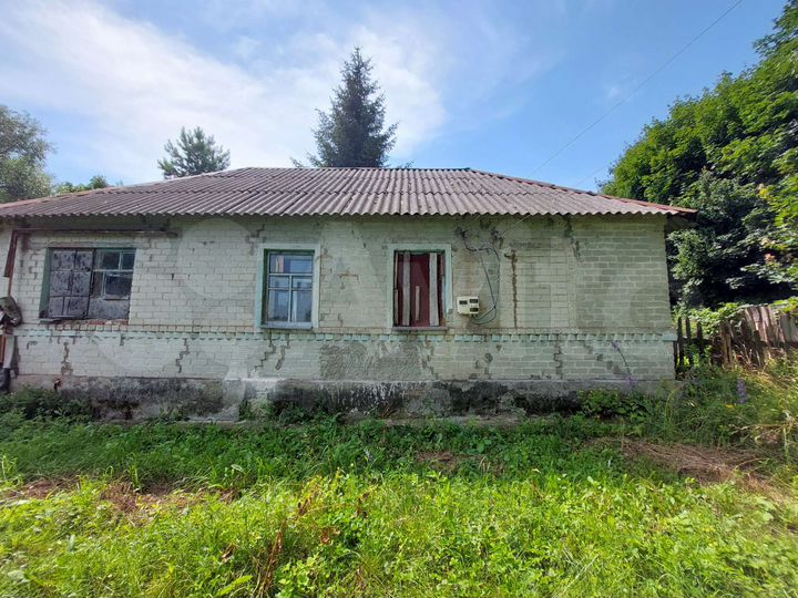 Дом 53 м² на участке 50 сот.