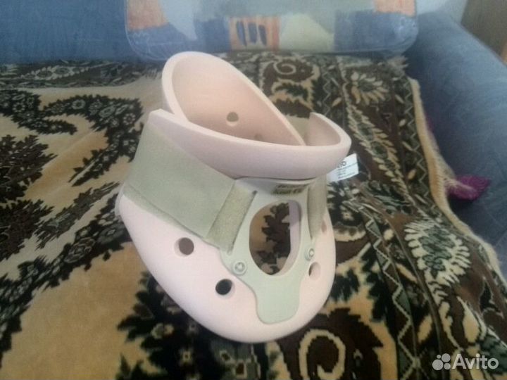 Бандаж-воротник 