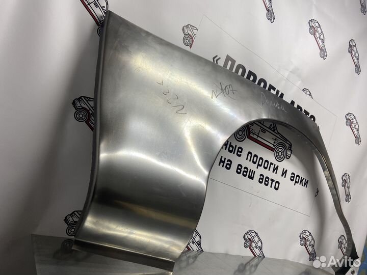 Mitsubishi Delica 4 арки крыльев комплект